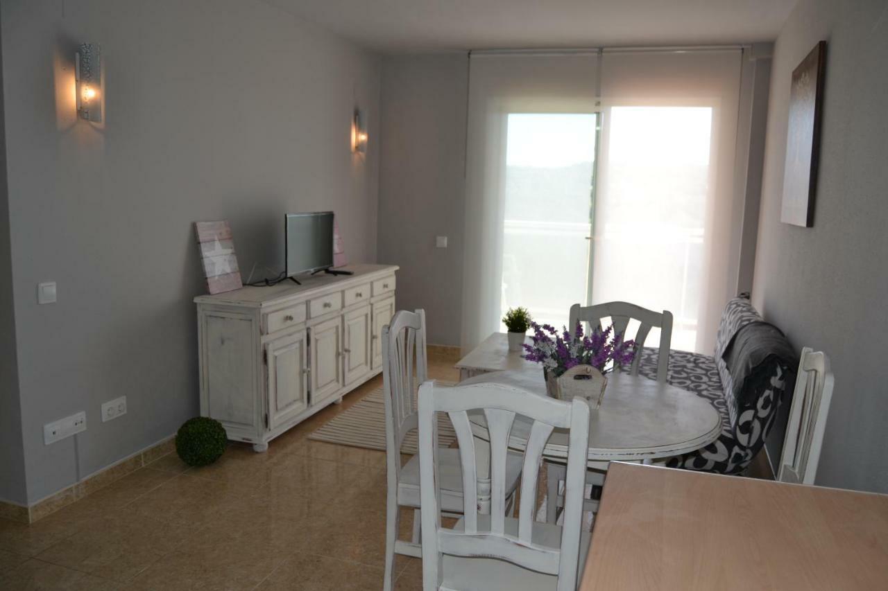 Lovely Familiar Apartment With Pool In Cap ซาลอว์ ภายนอก รูปภาพ