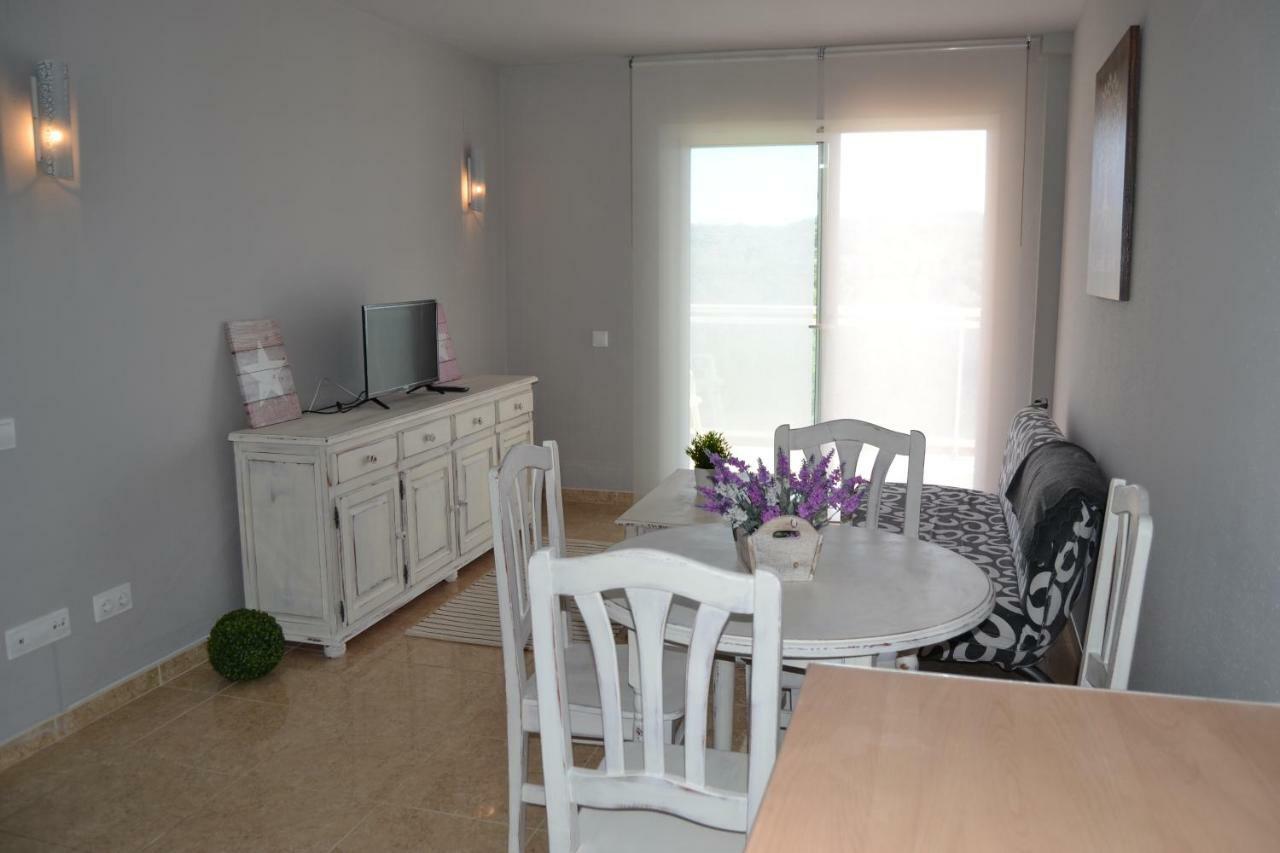 Lovely Familiar Apartment With Pool In Cap ซาลอว์ ภายนอก รูปภาพ