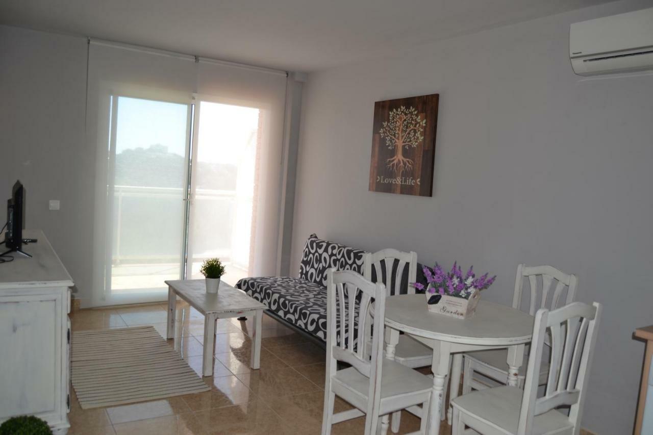 Lovely Familiar Apartment With Pool In Cap ซาลอว์ ภายนอก รูปภาพ