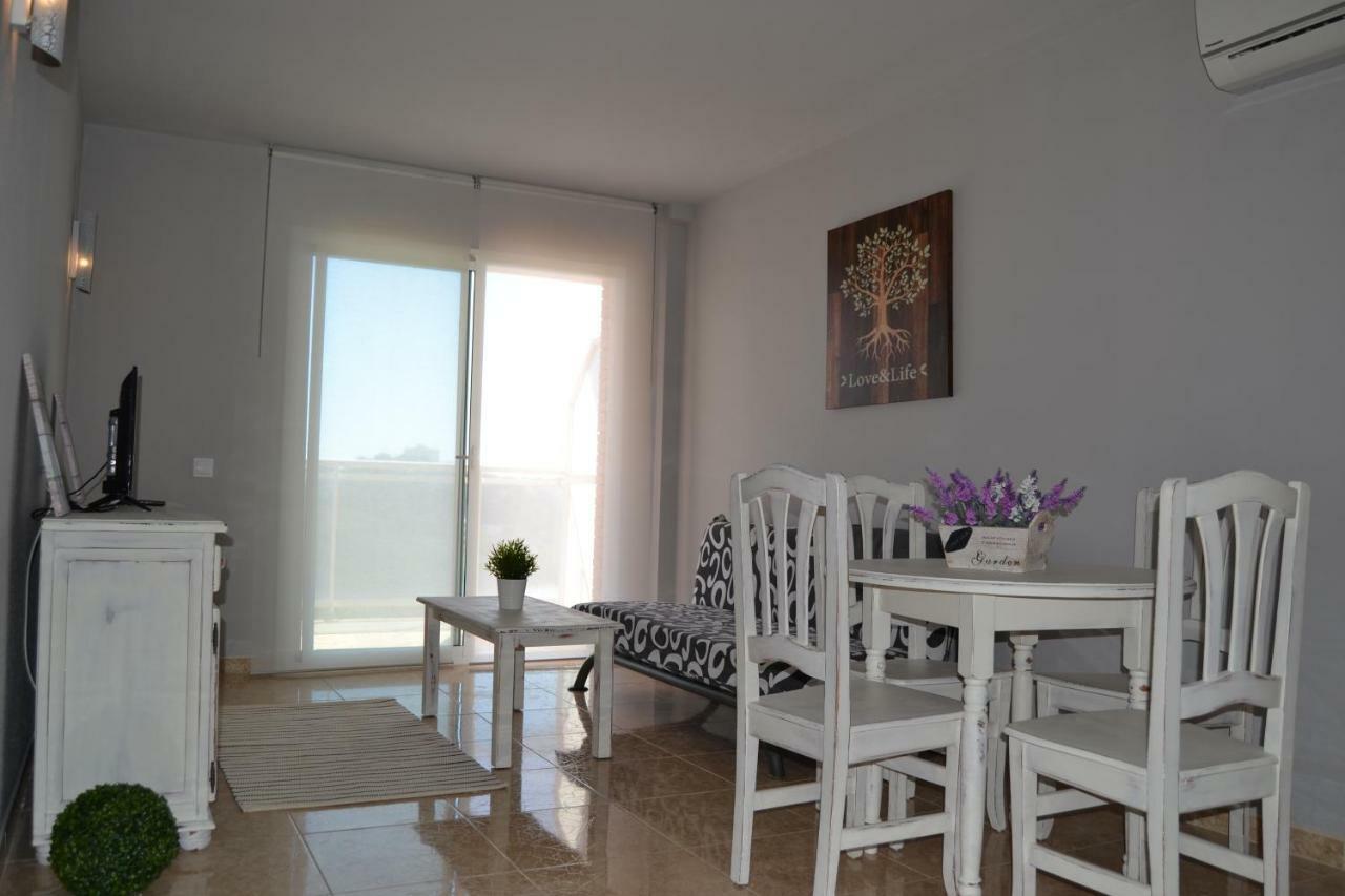 Lovely Familiar Apartment With Pool In Cap ซาลอว์ ภายนอก รูปภาพ